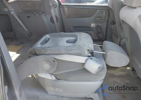 2010 Toyota Sienna Le z USA, uszkodzony, nr VIN 5TDKK4CC4AS328956